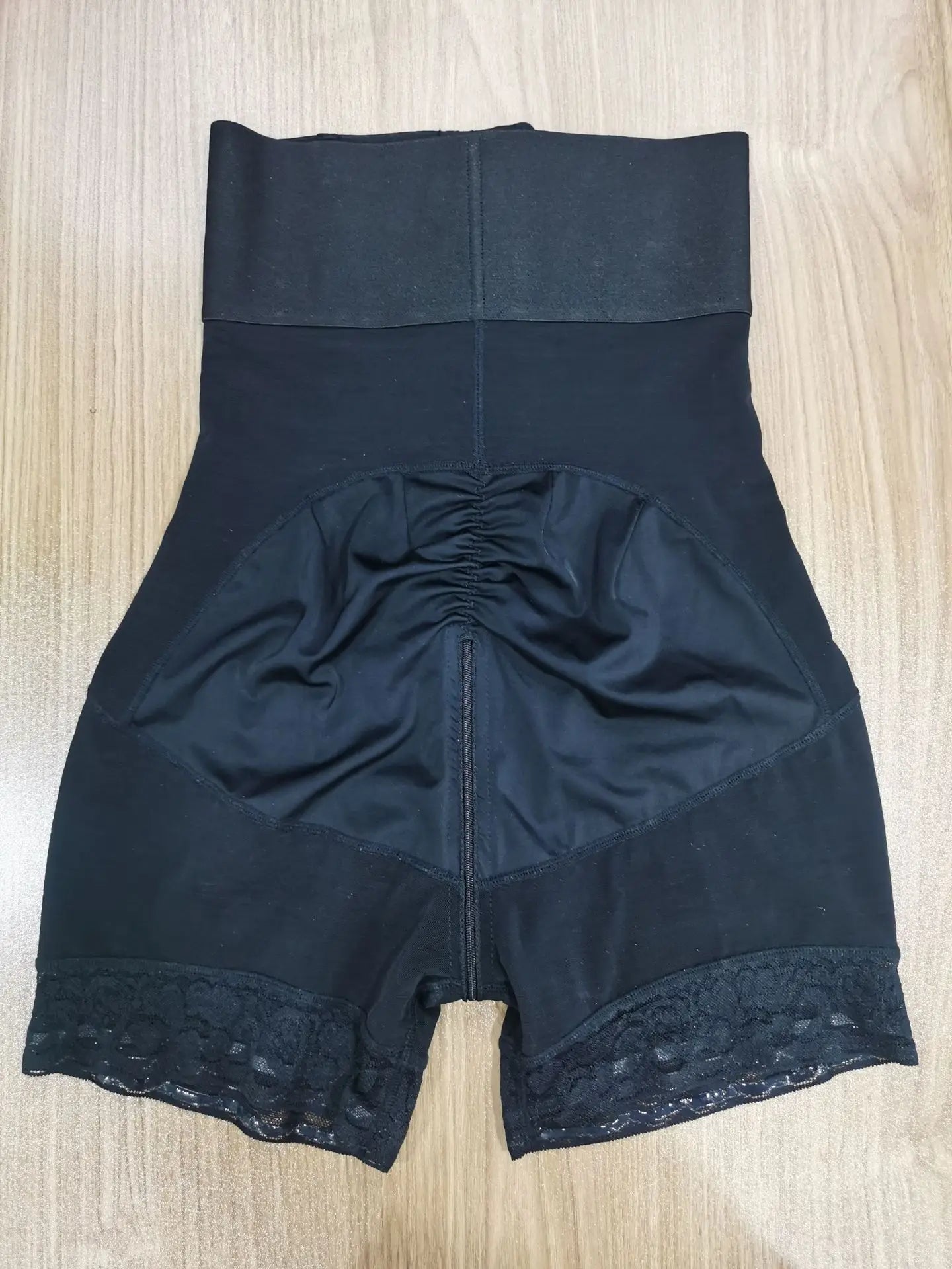 AirSlim® Boned Sculpt High-Waisted Short