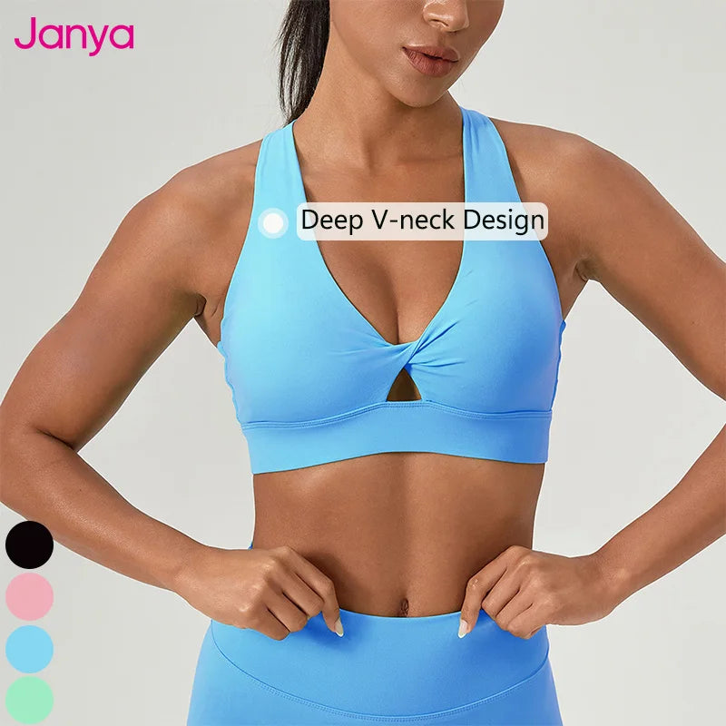 AirSlim® Cutout Medium Impact Sports Bra