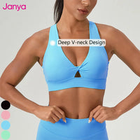 AirSlim® Cutout Medium Impact Sports Bra