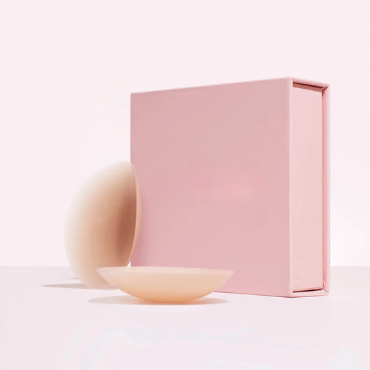 Ultra-Thin Seamless Invisible Bra with Bioadhesive Nipple Covers - Latex-Free, Silicone, Reusable, Sweatproof